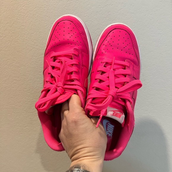 Nike Dunks - Picture 4 of 4